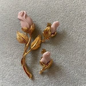 Vintage Avon Flower Pin and Earrings
